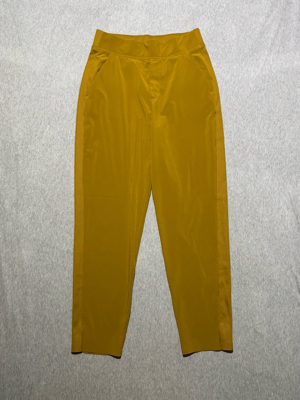 Athleta Women’s Straight-Leg Pull-On Pants in Mustard Size 0